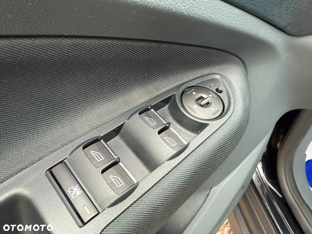 Ford C-MAX 1.6 TDCi Start-Stop-System Champions Edition - 15