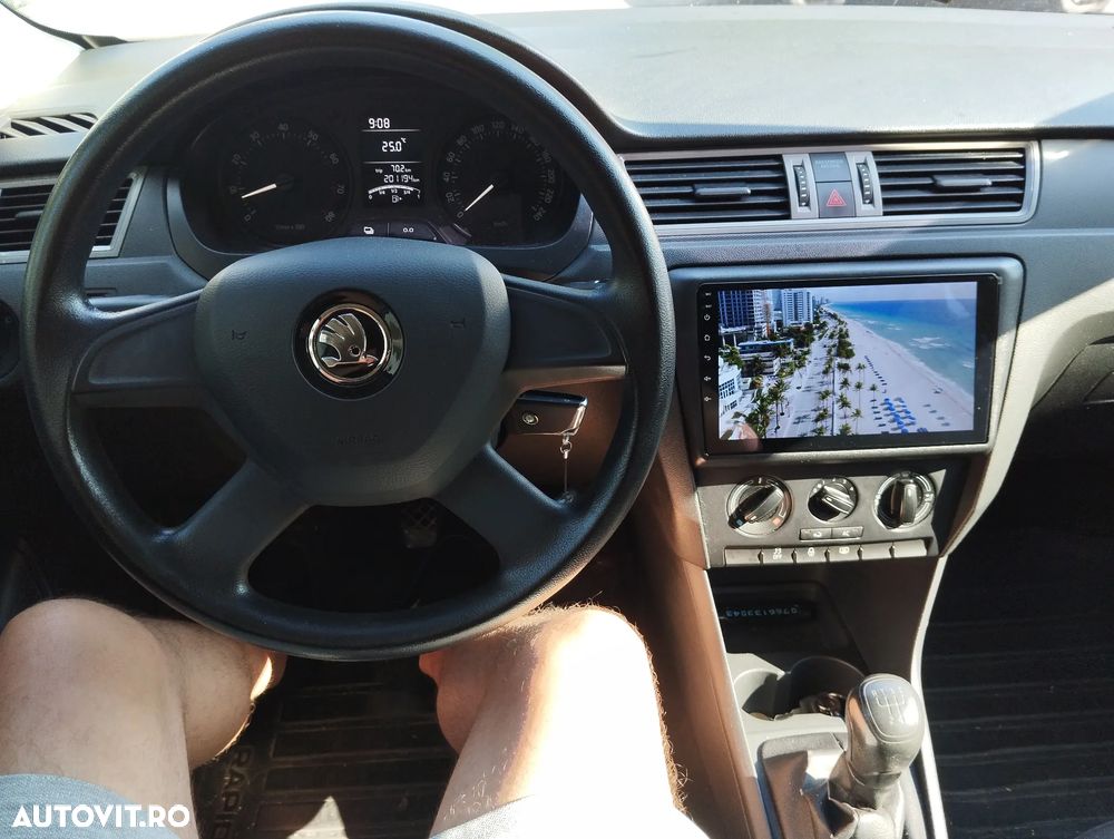 Skoda RAPID - 8