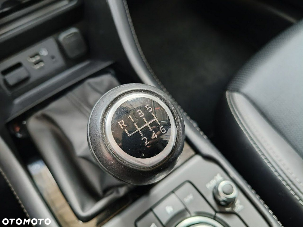 Mazda CX-3 SKYACTIV-G 121 FWD Sports-Line - 28