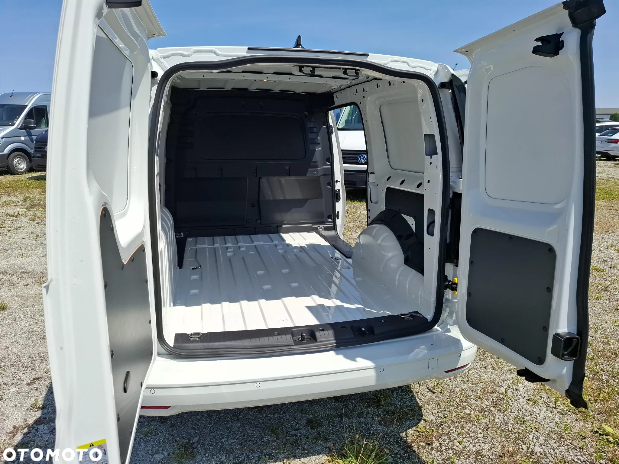 Volkswagen Caddy - 8