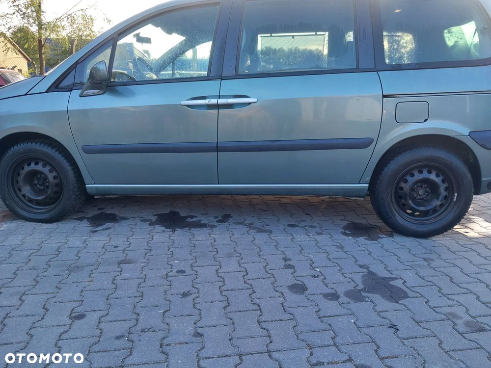 Citroen C8 Peugeot 807 silnik kompletny 2.0 16v Benzyna EW10A RFJ 103 kW 140 KM kolektor przepustnica cewka pompa alternator sprężarka skrzynia biegów AUTOMAT drzwi klapa maska zderzak lusterko listwa przesuwne boczne klamka zamek rolka mikrostyk blenda pas konsola schowek boczek drzwi fotel obrotowy fotele podsufitka panel sterownik wyświetlacz moduł szyba poduszka kierownica manetki zwijak radio mechanizm wydech tłumik mcperson zacisk hamulcowy lampa felga R16 hak holowniczy odpinany zbiorniczek rura przewód dekory drewno wyświetlacz NA CZĘŚCI WSZYSTKIE CZĘŚCI - 14