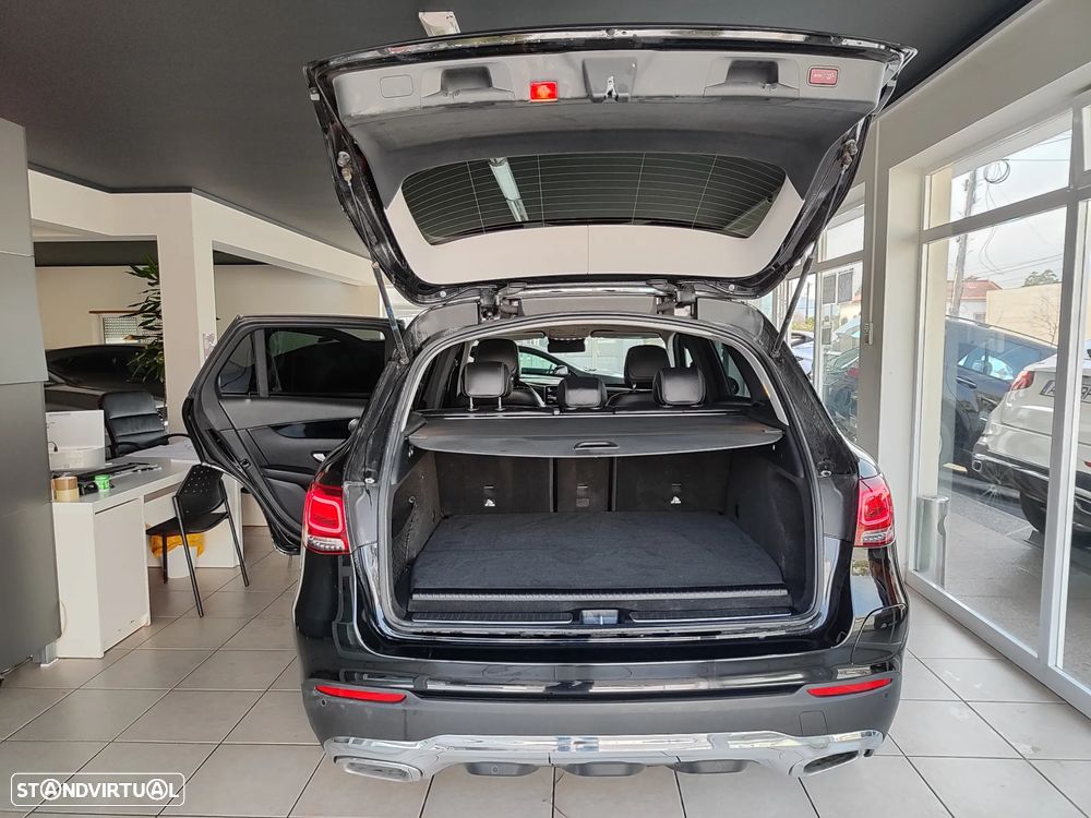 Mercedes-Benz GLC 300 ver-de-4matic-9g--tronic-edition-amg-line - 15