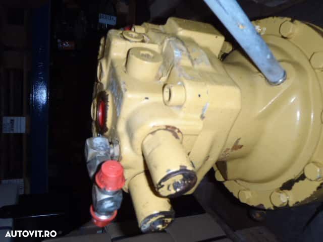 Motor hidraulic reductor de rotire caterpillar - 1