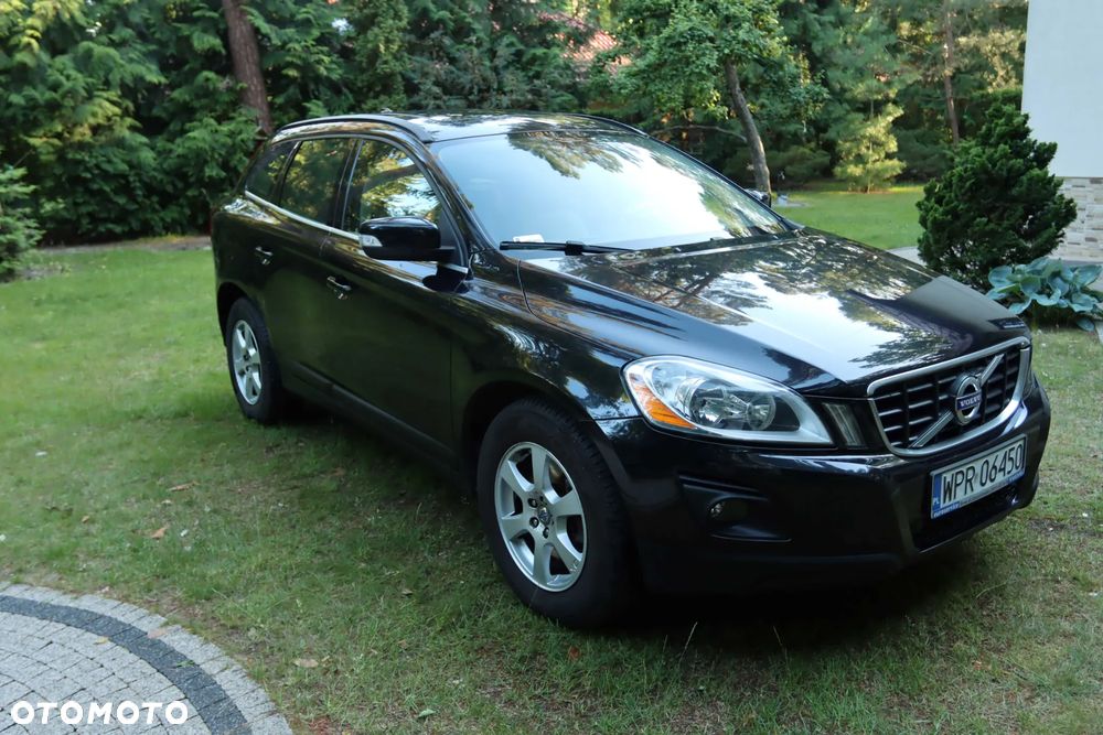 Volvo XC 60 D5 AWD Momentum - 3