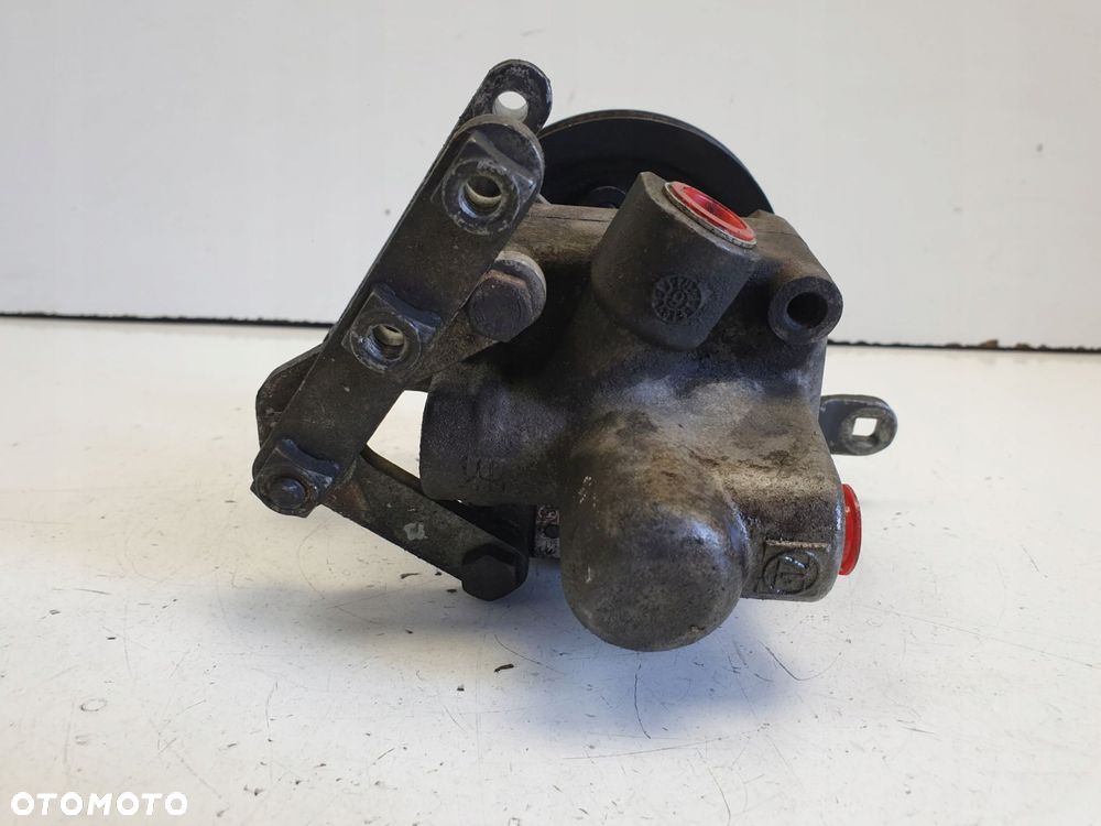 BMW E34 2.0 i POMPA WSPOMAGANIA 7681955 - 14