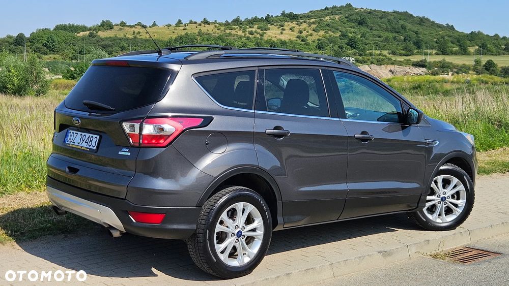 Ford Escape 1.5 EcoBoost AWD SE - 4