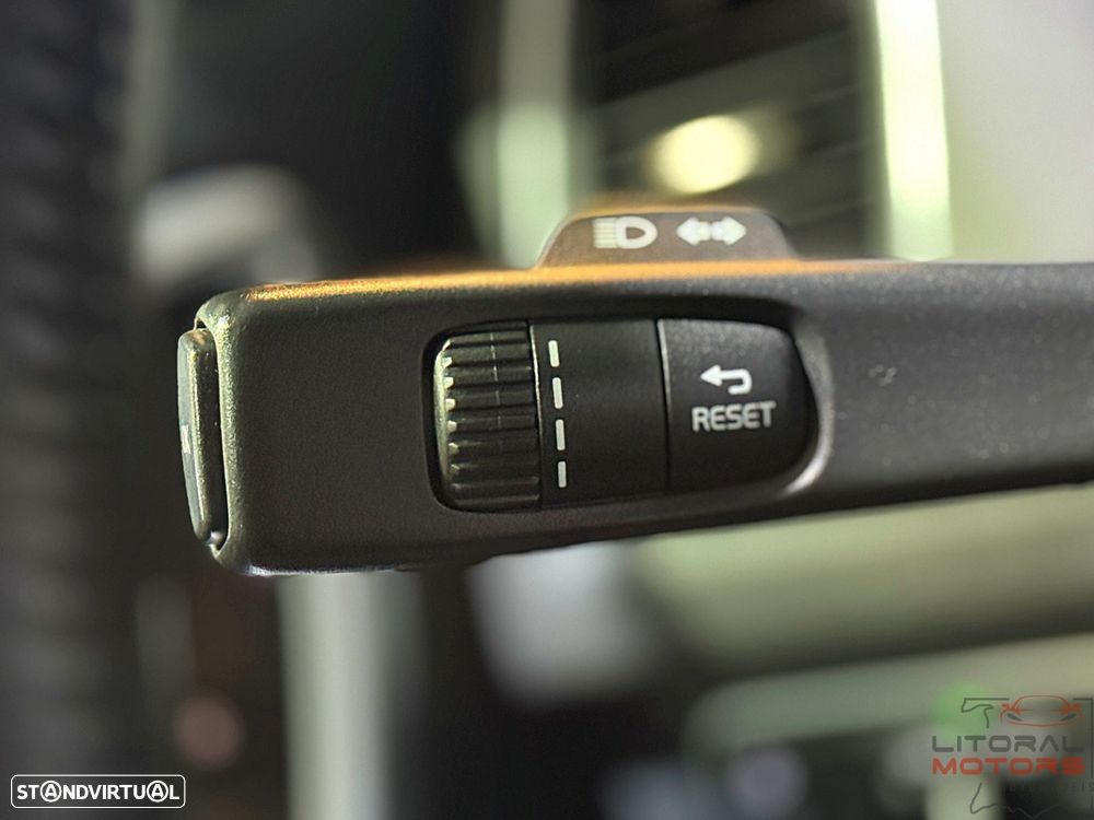 Volvo XC 60 2.0 D3 Momentum - 22