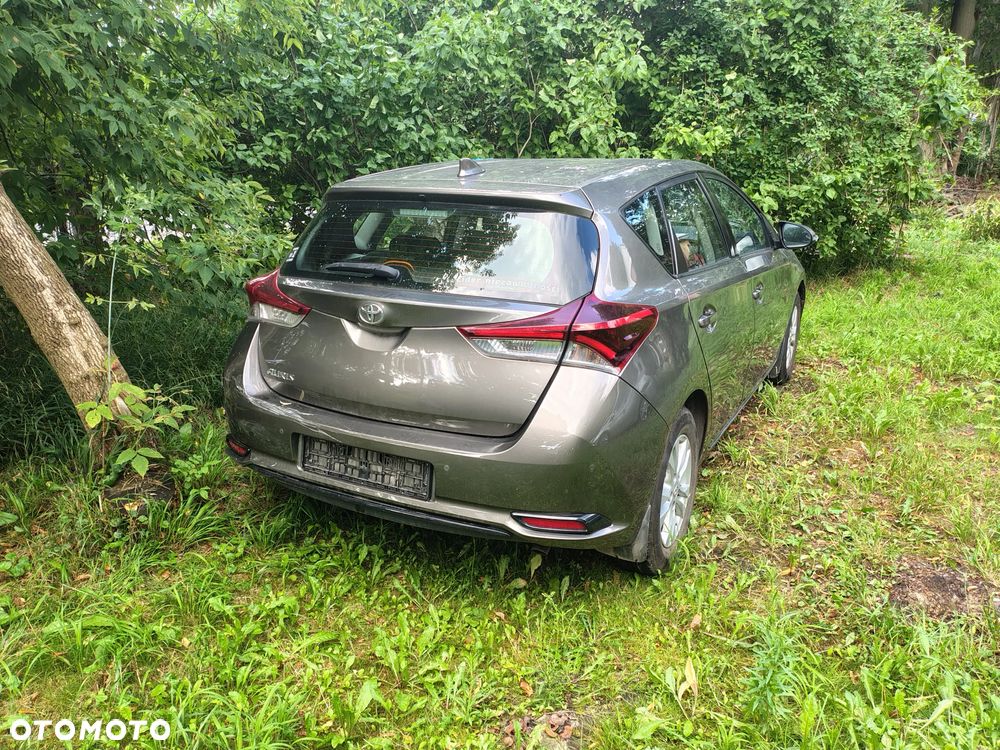 Toyota Auris 1.33 VVT-i Life - 9