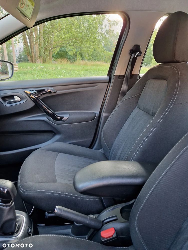 Peugeot 301 1.6 VTi Allure - 17