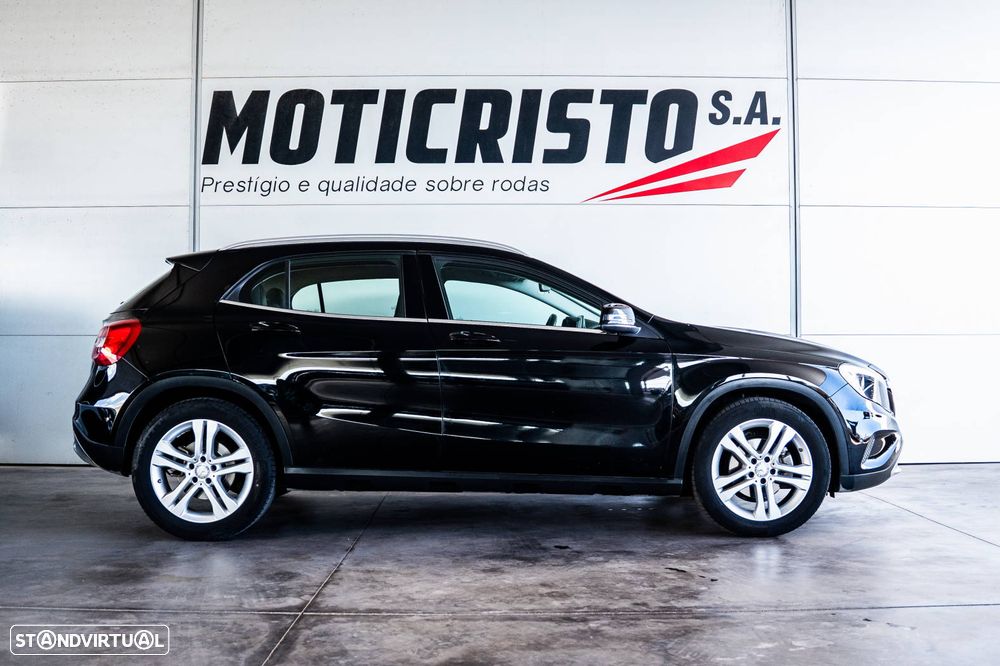 Mercedes-Benz GLA 180 d - 9