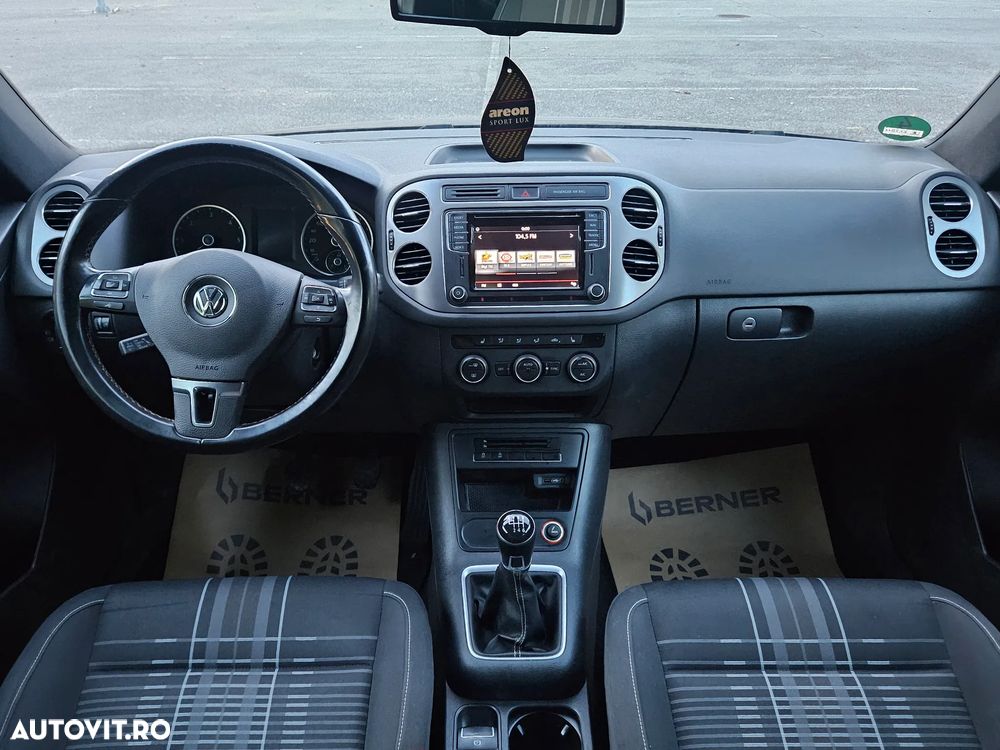 Volkswagen Tiguan - 13