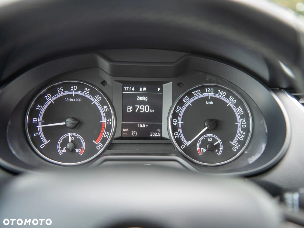 Skoda Octavia 2.0 TDI DSG Ambition - 21