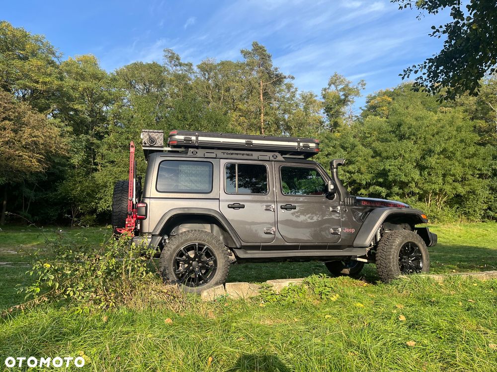 Jeep Wrangler - 2