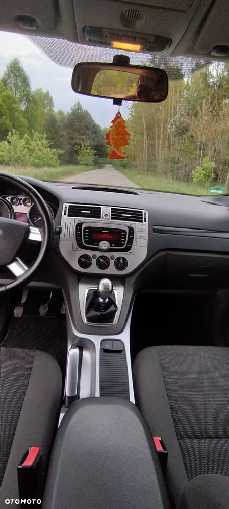 Ford Kuga 2.0 TDCi 4WD Titanium - 17