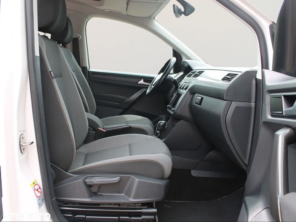 Volkswagen Caddy 1.4 TSI Alltrack DSG - 13