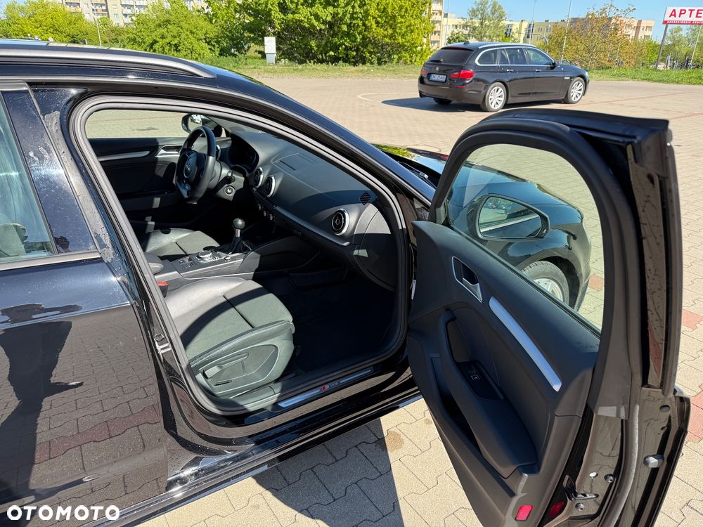 Audi A3 Sportback 2.0 TDI S line Sportpaket - 14