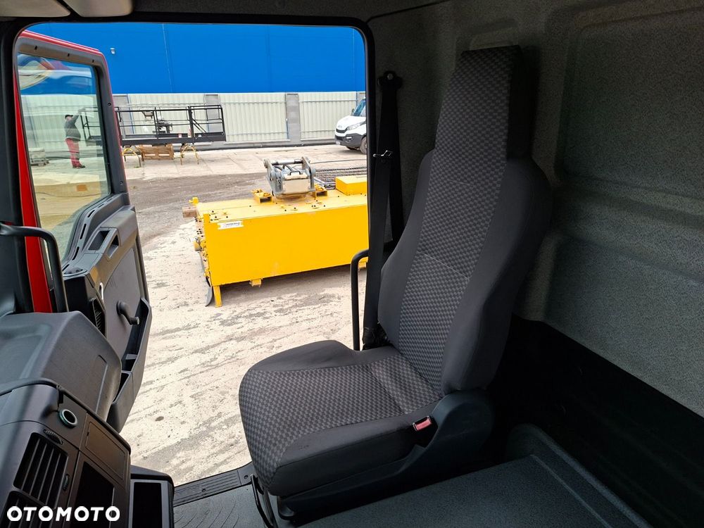 MAN Tgm 18.280 4X4 + Hr Pk 12500 - 30