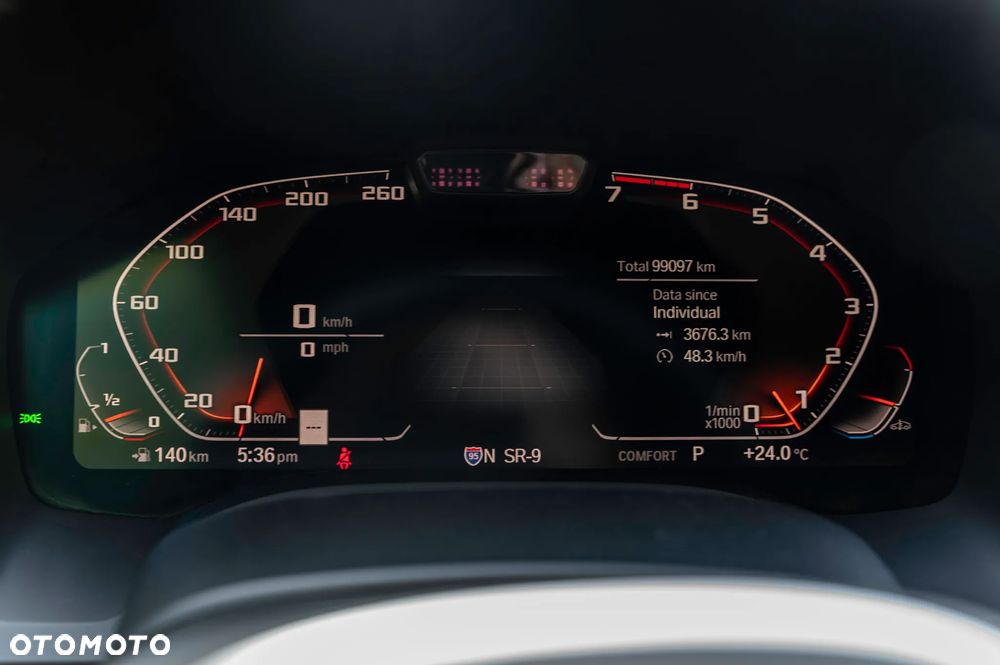 BMW Seria 8 - 27
