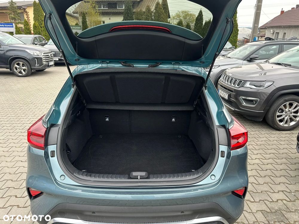 Kia XCeed 1.5 T-GDI M DCT - 14