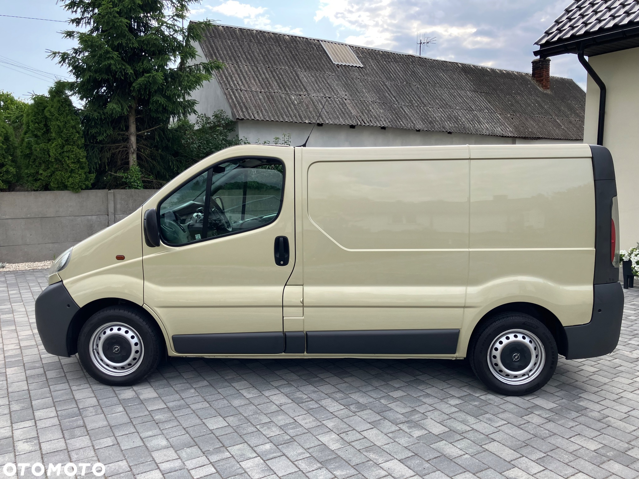 Opel VIVARO 1.9 CDTI 101 KM KLIMA 3 OSOBY - 7