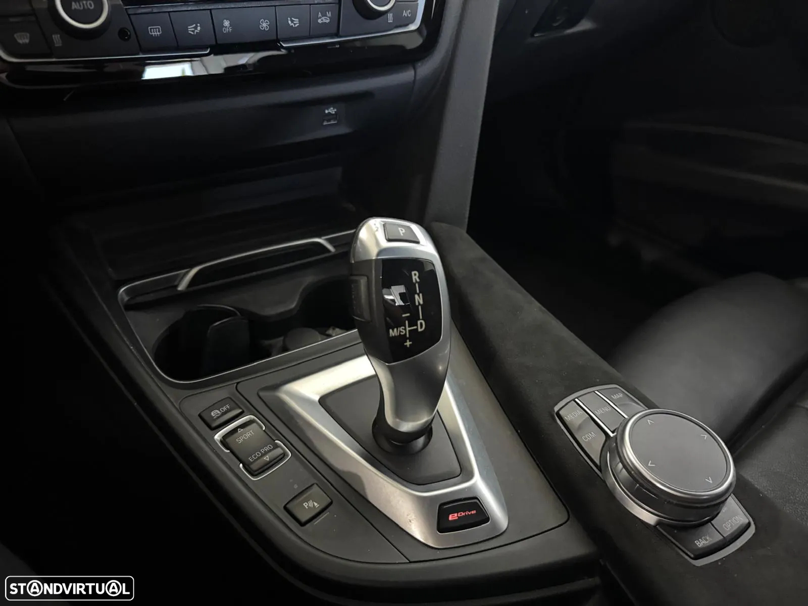 BMW 330 e iPerformance Pack M - 19