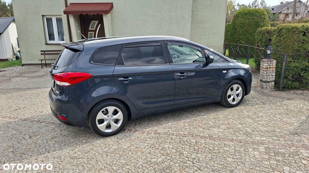 Kia Carens 1.7 CRDi Spirit - 17