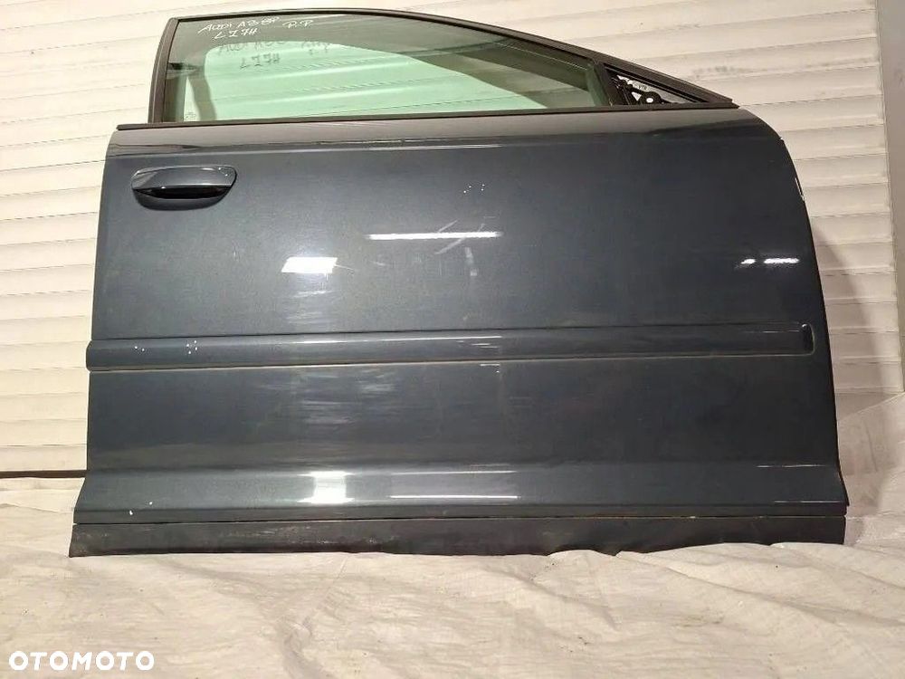 Audi A3 8P 2009 Drzwi prawe przednie tylnie przód prawy tył LZ7H fajny stan - 4