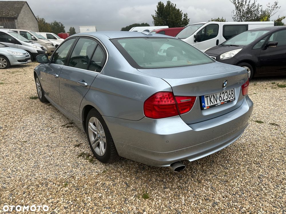 BMW Seria 3 316i - 4