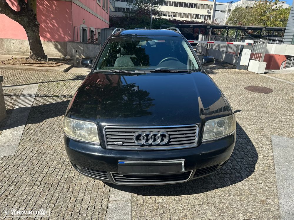 Audi A6 Avant 2.5 TDI V6 - 12