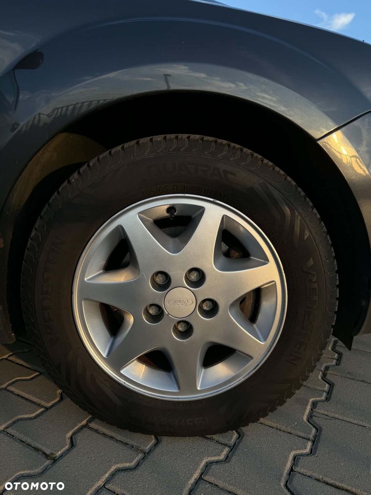Ford Focus 1.6 Trend - 15