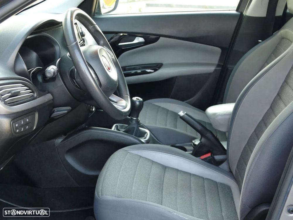 Fiat Tipo 1.3 M-Jet Lounge - 22