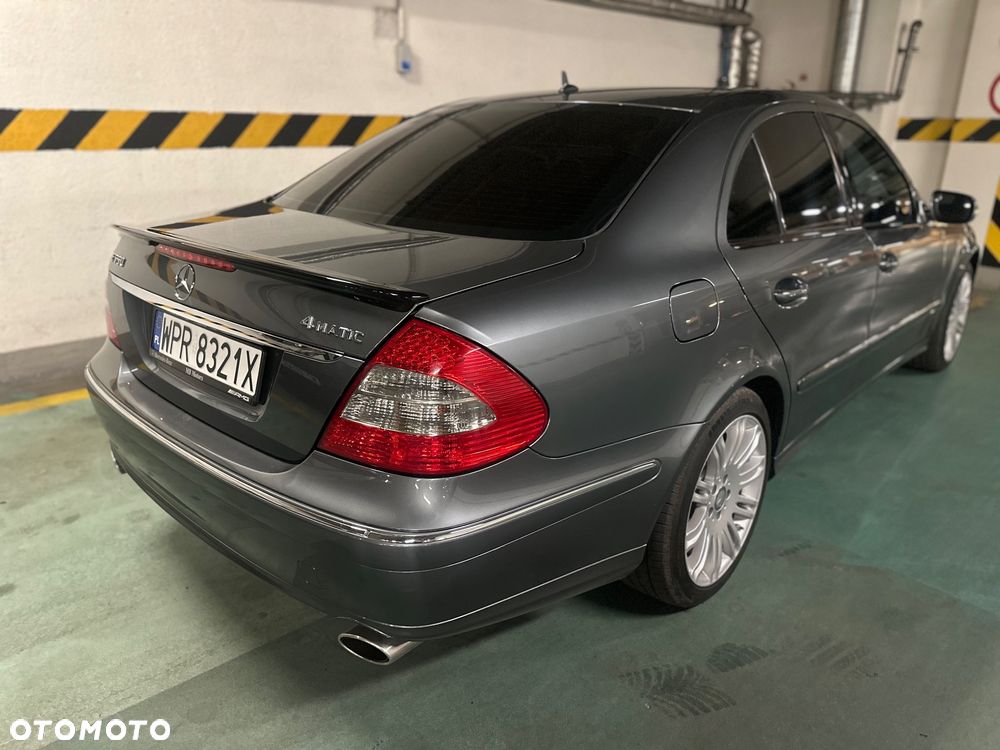 Mercedes-Benz Klasa E - 7