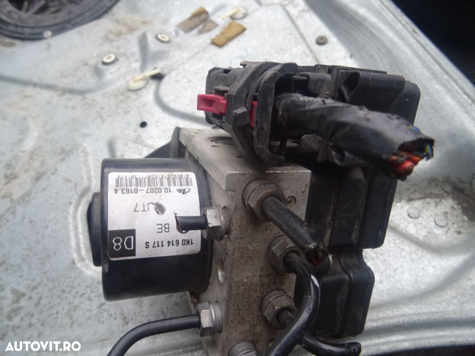 Vand Pompa ABS Skoda Octavia 2 1.6 TDCI din 2010 cod: 1K0614117S - 2