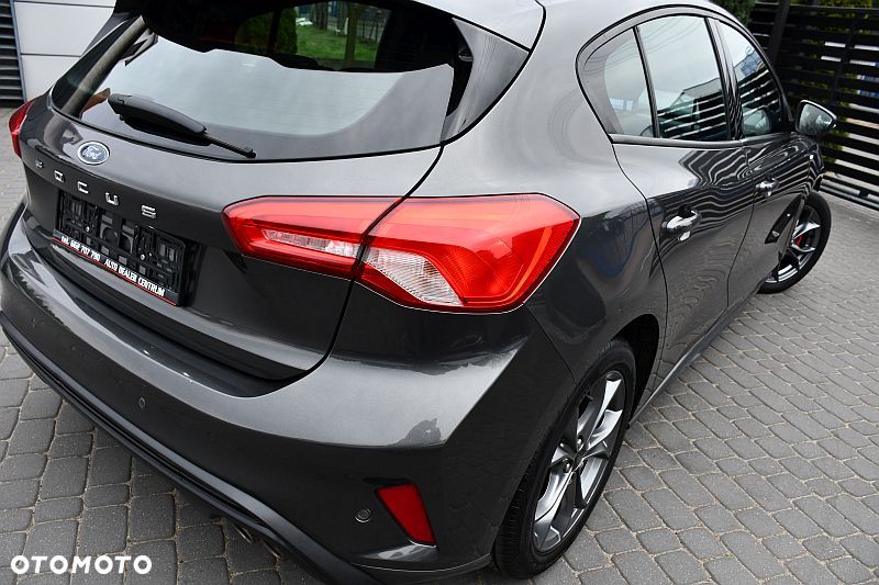 Ford Focus 1.5 EcoBlue Start-Stopp-System ST-LINE STYLE - 29