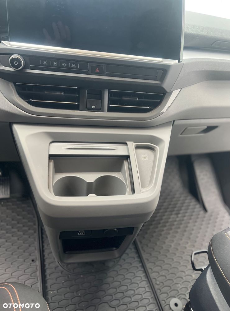 Volkswagen Transporter - 8