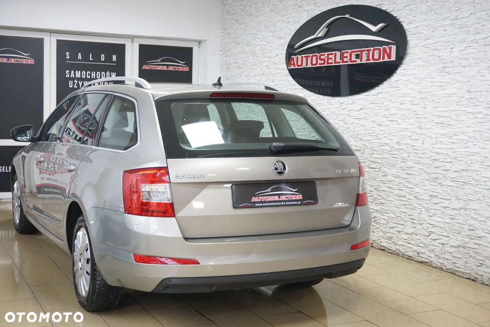 Skoda Octavia 1.6 TDI (Green tec) DSG Ambition - 6