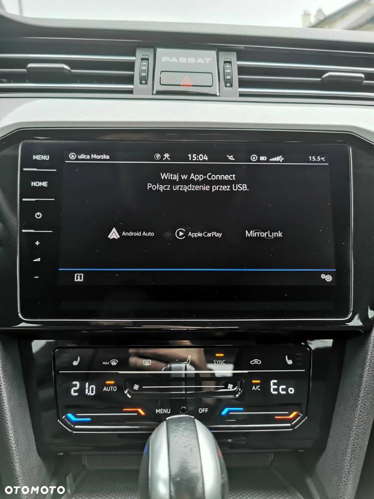 Volkswagen Passat - 25