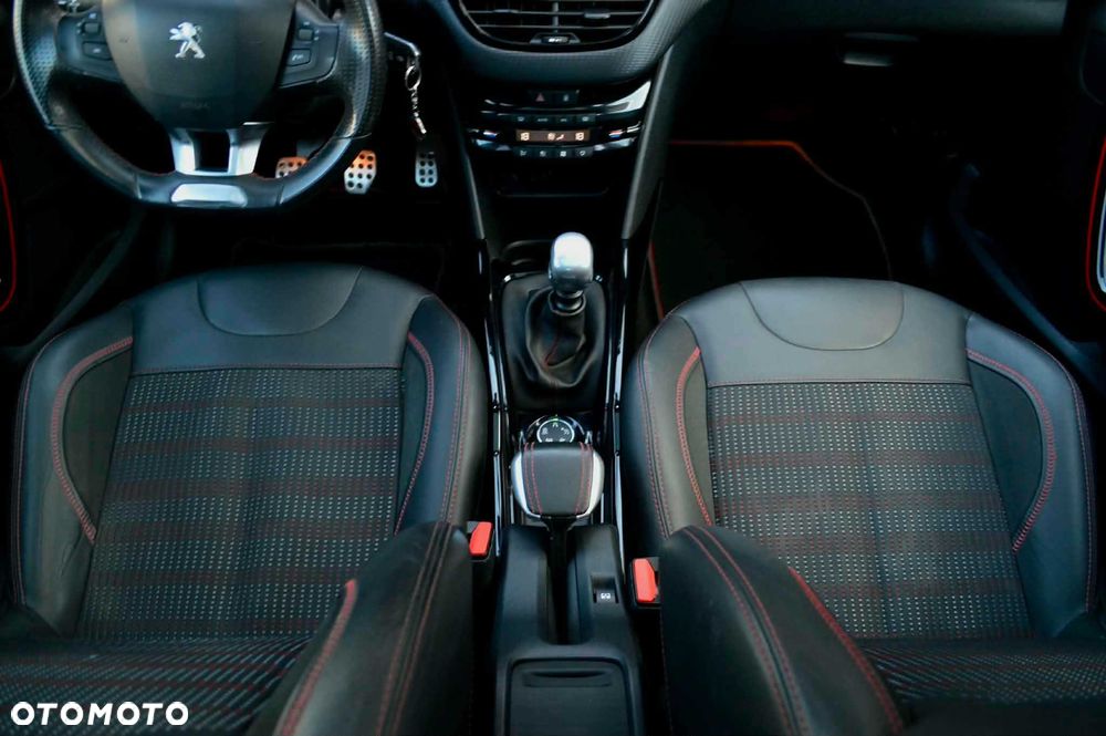 Peugeot 2008 - 4