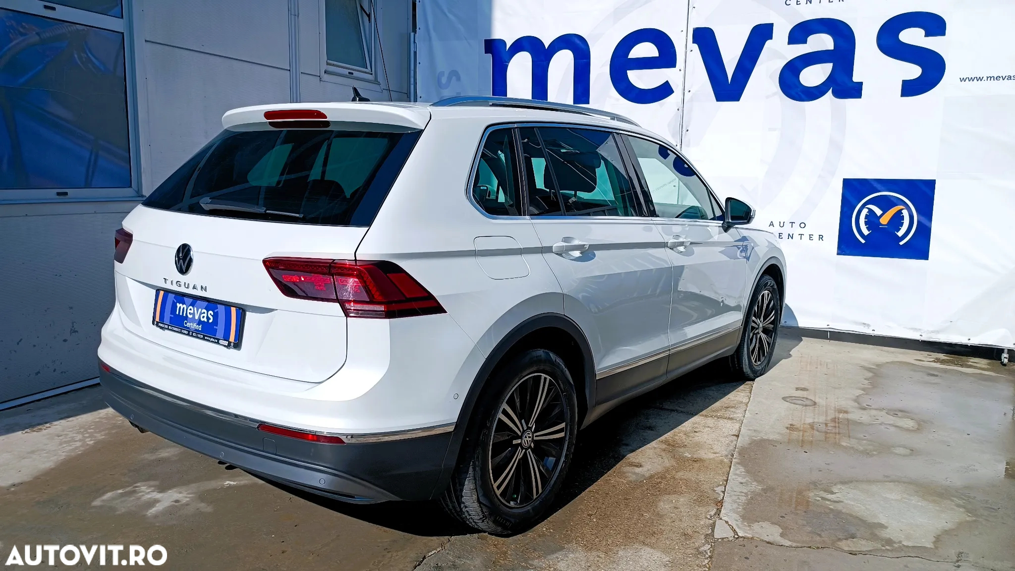 Volkswagen Tiguan 2.0 TDI DPF DSG 4Mot Highline - 2