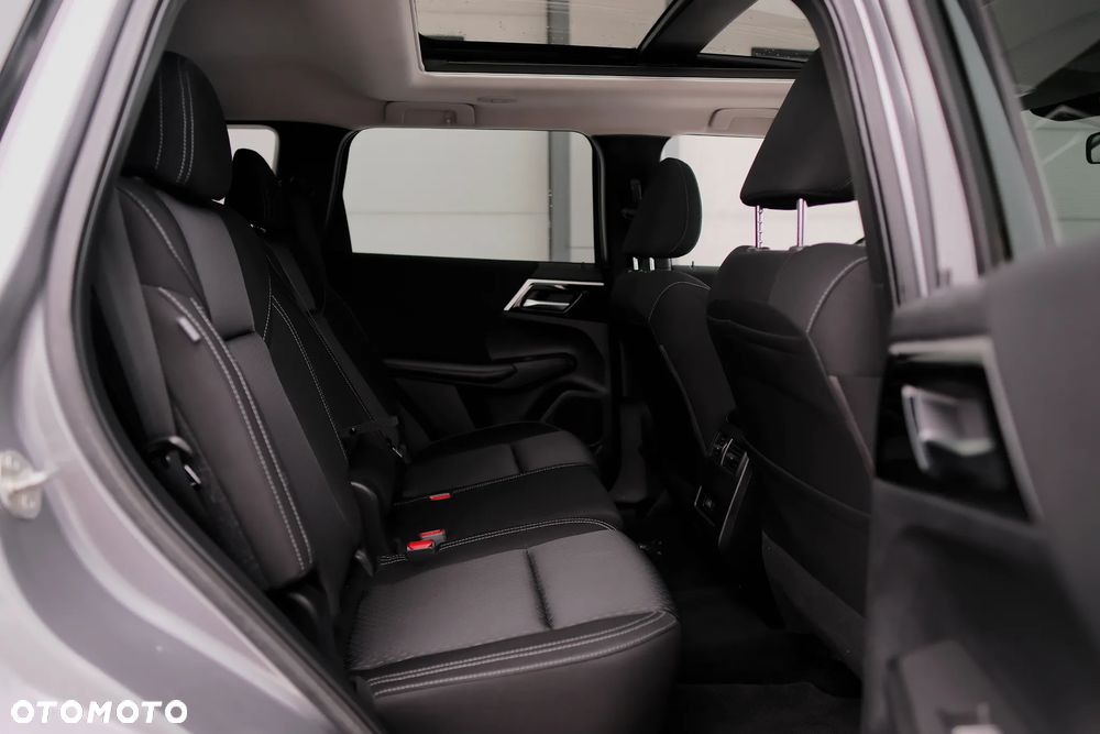 Mitsubishi Outlander - 21