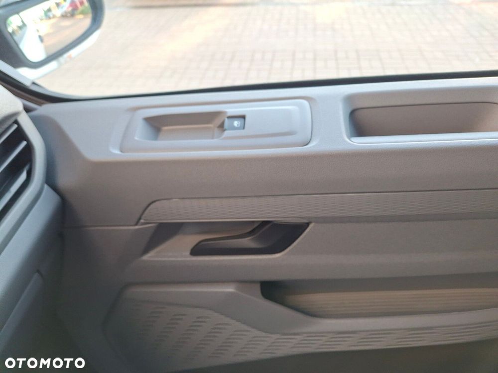 Volkswagen Transporter Furgon - 29