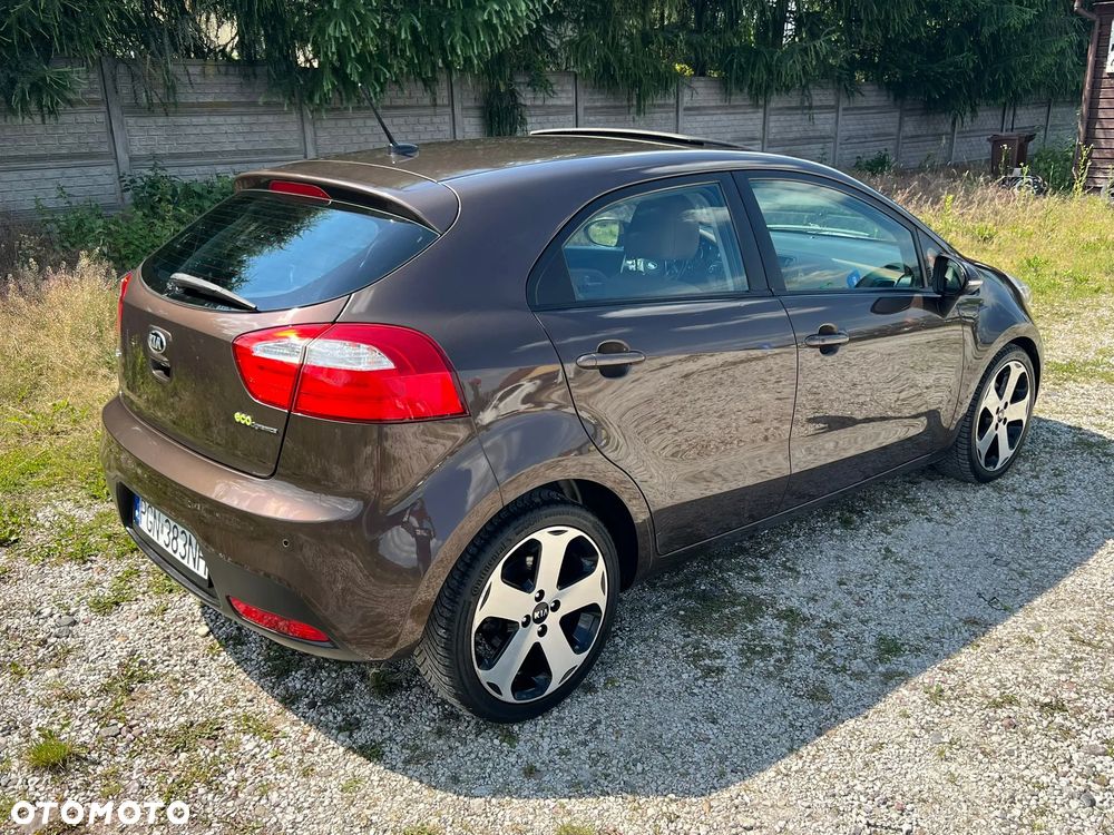 Kia Rio 1.4 CRDI Platinum Edition - 38