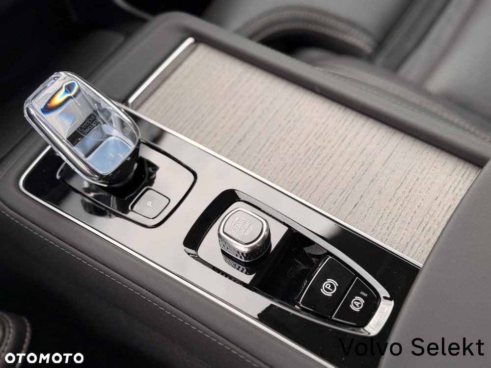 Volvo XC 90 - 21