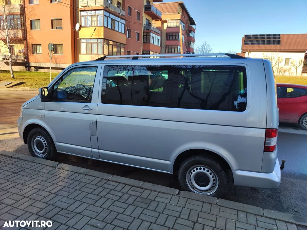 Volkswagen Caravelle - 3