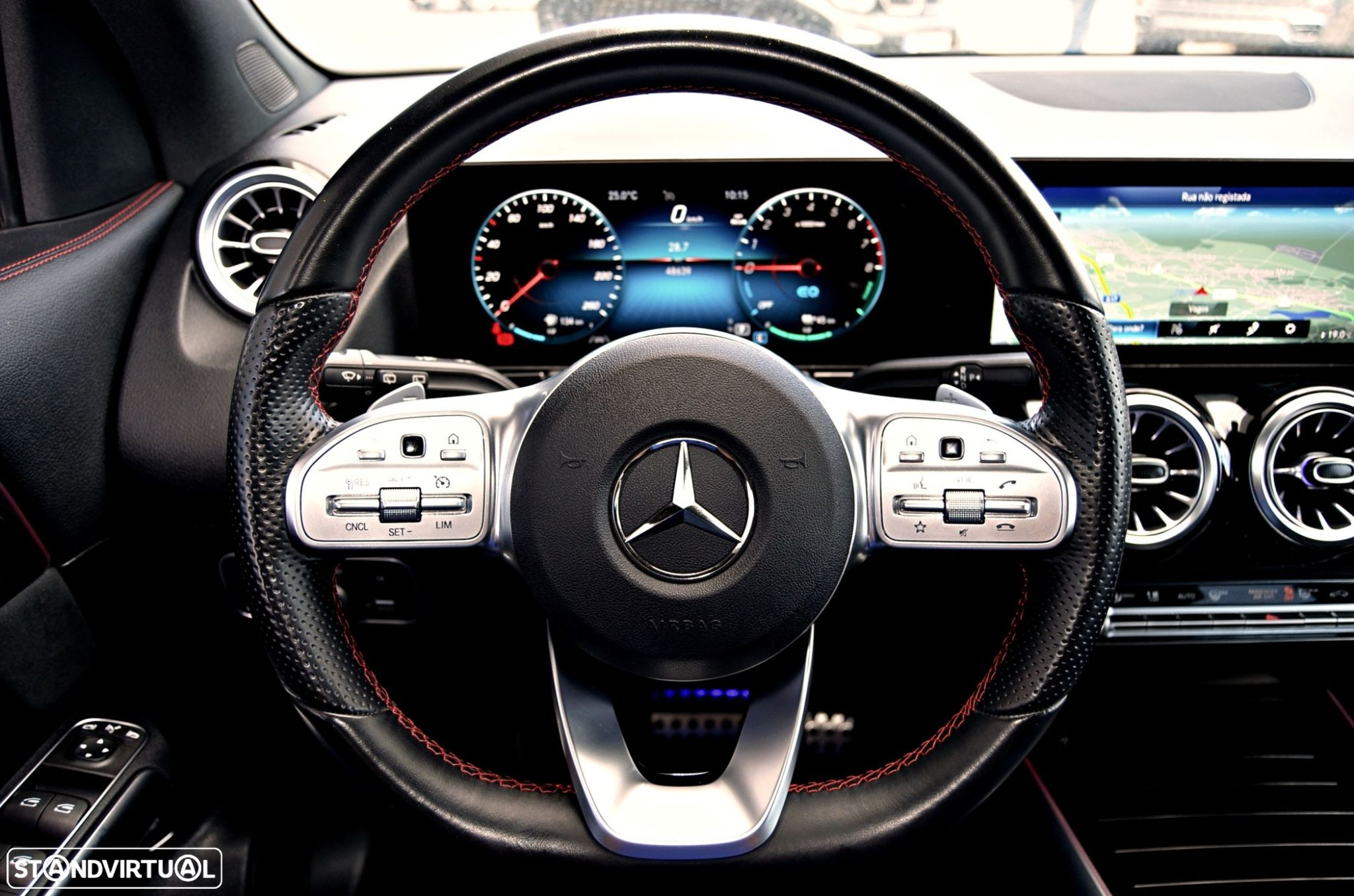 Mercedes-Benz GLA 250 e AMG Line - 15