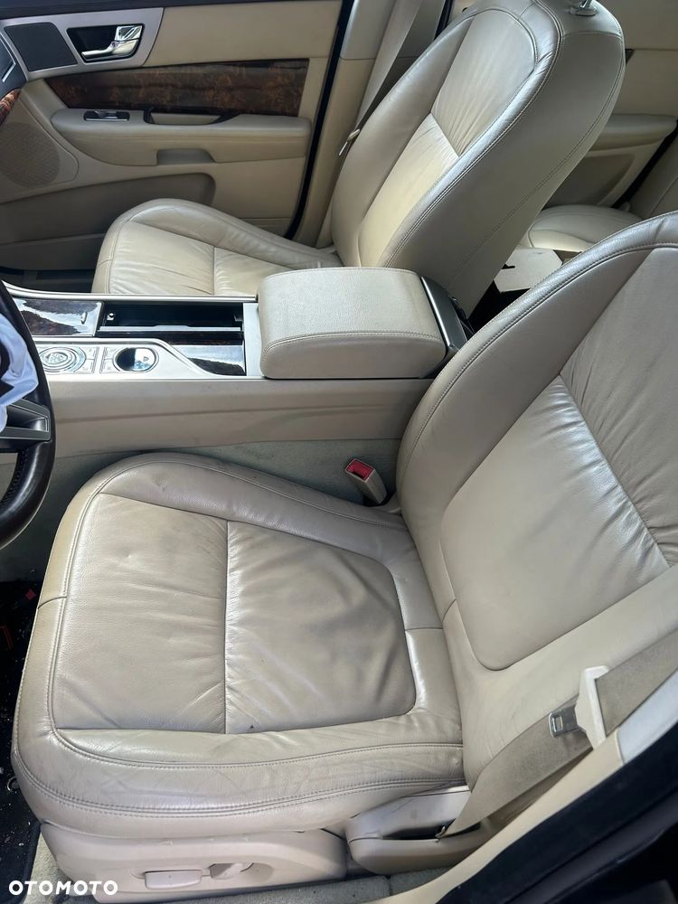 Siedzenia fotele komplet skórzane wnętrze idealne Jaguar XF X250 - 3