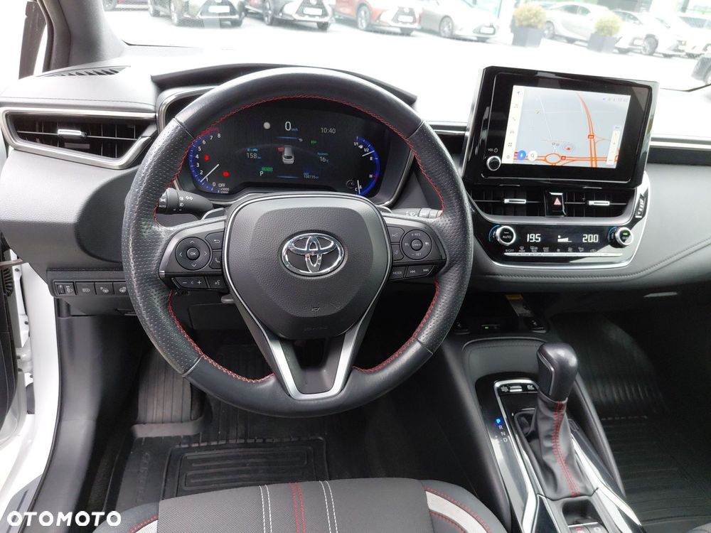 Toyota Corolla - 12