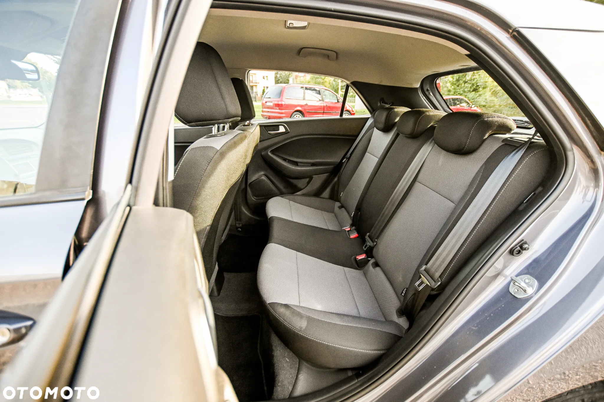 Hyundai i20 1.2 BlueDrive Comfort - 37