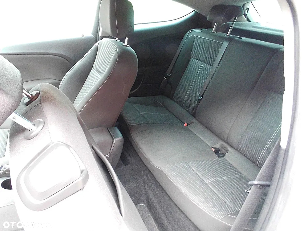 Opel Astra GTC 1.4 Turbo - 6