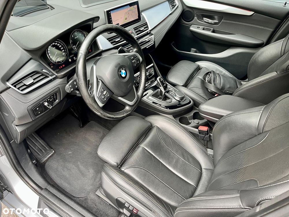 BMW Seria 2 220d Gran Tourer xDrive Sport-Aut Sport Line - 15